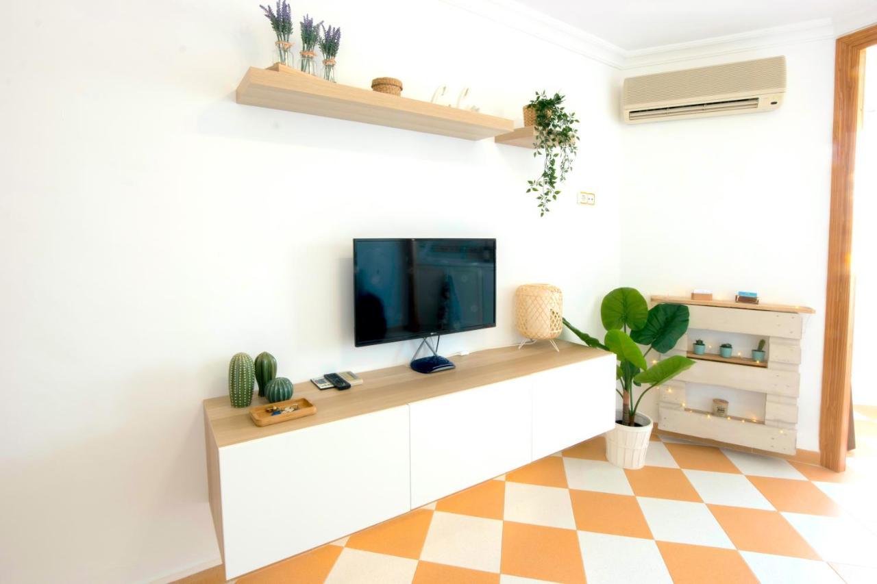 Nice And Cozy Studio At The Beachfront Benalmádena Buitenkant foto